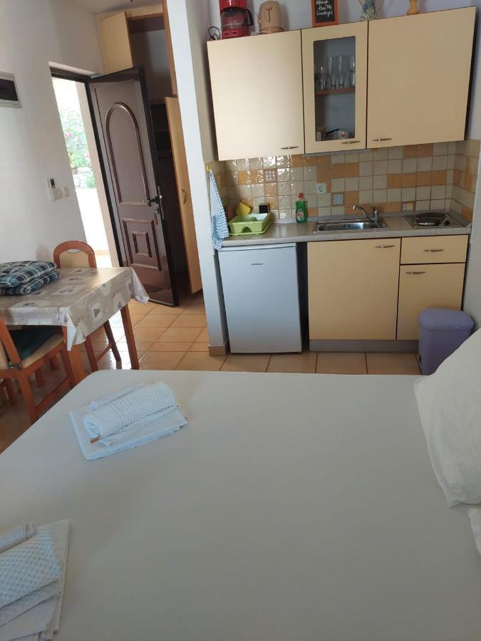 Apartmani Lavanda Паг Екстер'єр фото